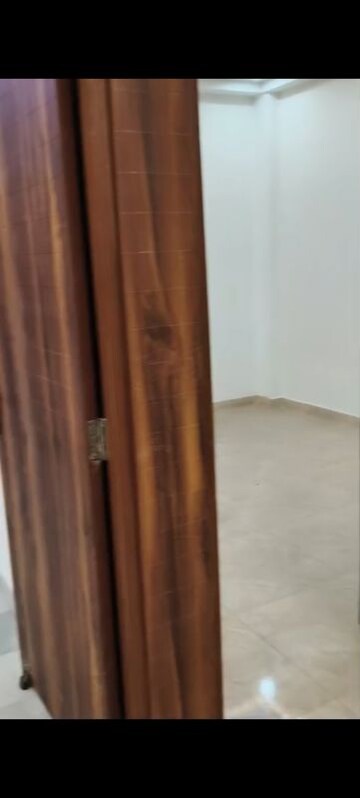  2 BHK Builder Floor at Vaishali Sector 5 – for Sale