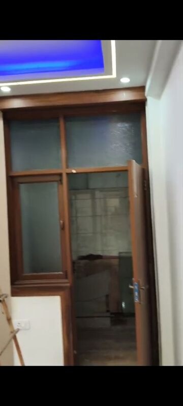  2 BHK Builder Floor at Vaishali Sector 5 – for Sale