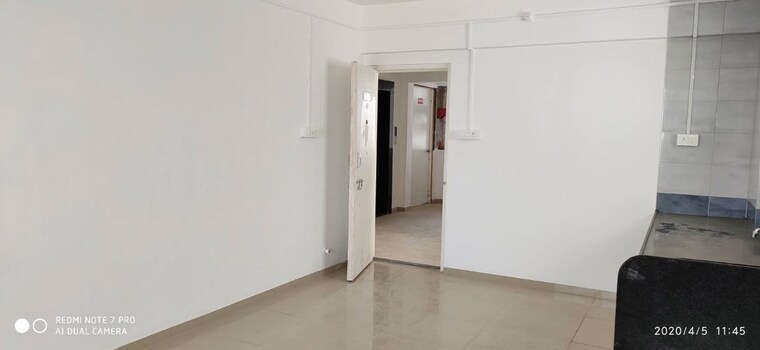 Room, paranjape-richmond-park Studio 425 Sq.Ft. Apartment In Rahatani Pune 9738543