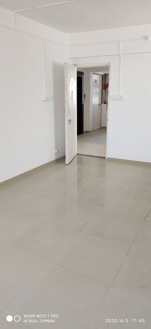 Room in Studio Apartment at Paranjape Richmond Park, Rahatani – for Sale