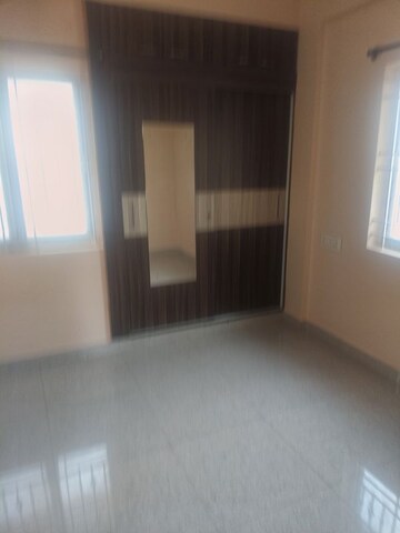 Room in 1 BHK Apartment at Krishna Residency Kadubeesanahalli, Kadubeesanahalli – for Rent