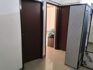 Room in 4 BHK Apartment at Supertech Ecociti, Sector 137 – for Rent