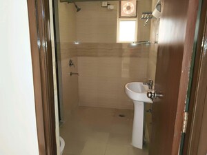 Bathroom in 4 BHK Apartment at Supertech Ecociti, Sector 137 – for Rent