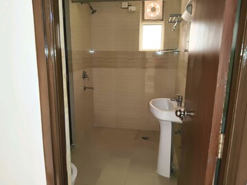 Bathroom in 4 BHK Apartment at Supertech Ecociti, Sector 137 – for Rent