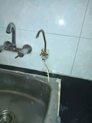 Furnished Amenities in 4 BHK Apartment at Supertech Ecociti, Sector 137 – for Rent