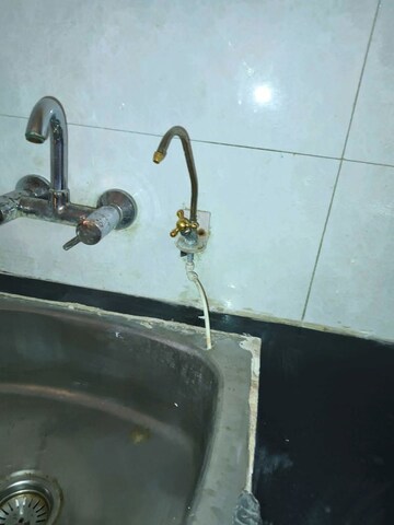 Furnished Amenities in 4 BHK Apartment at Supertech Ecociti, Sector 137 – for Rent