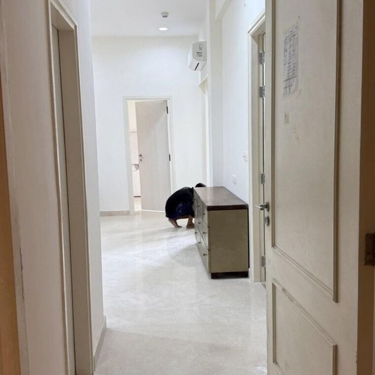 Bathroom, indiabulls-sky-forest 4 Bedroom 3374 Sq.Ft. Apartment In Dighe Nagar Mumbai 9738672