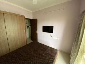 Room in 2 BHK Apartment at Sethia Grandeur, Bandra East – for Rent