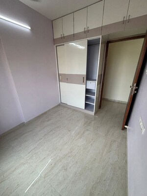 Room in 2 BHK Apartment at Chaitanya Anand Lunkhod CHSL, Andheri West – for Rent