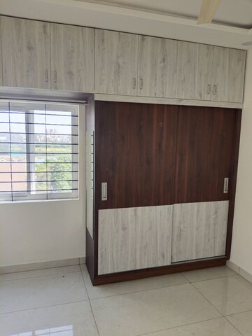 Room in 1 BHK Apartment at Sri Sai Residency Kadubeesanahalli, Kadubeesanahalli – for Rent