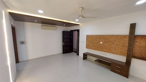 Room in 3 BHK Apartment at Jayabheri Orange County, Gachibowli – for Rent
