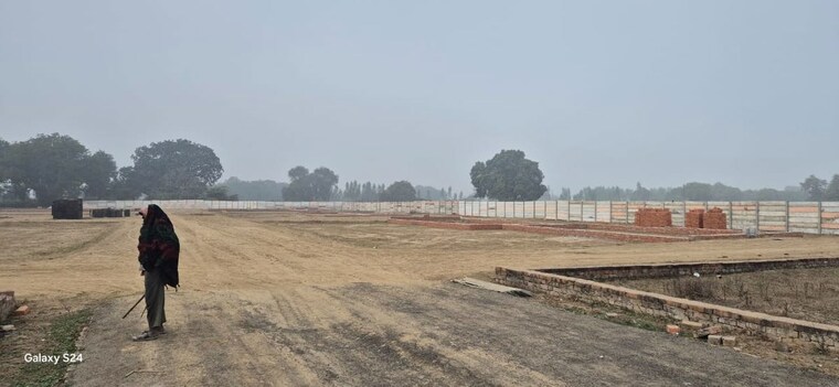 undefined, mohanlalganj  2500 Sq.Ft. Plot In Mohanlalganj Lucknow 9738732