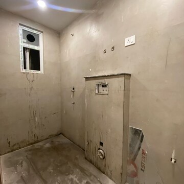 Attached Bathroom in 1 BHK Builder Floor at Chattarpur – for Sale