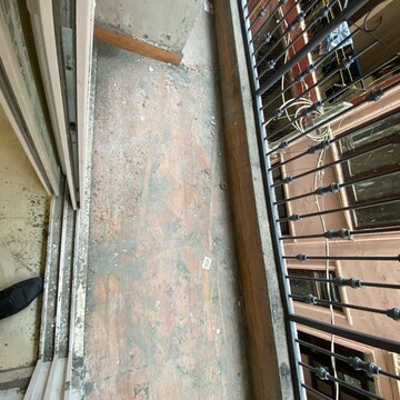 Balcony in 1 BHK Builder Floor at Chattarpur – for Sale