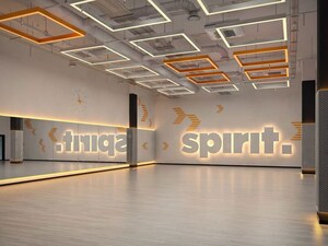  Shop For Rent in Rohini Sector 8