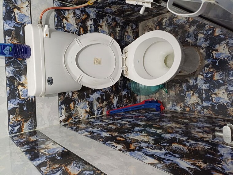 Bathroom, ghansoli Pg For Girls In Ghansoli 9738856