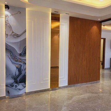 Building Lobby in 3.5 BHK Builder Floor at Sector 85 – for Rent