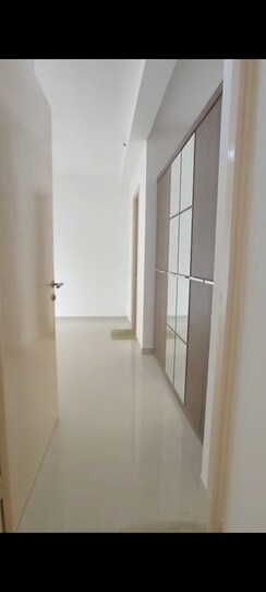 2 BHK + Pooja Room Apartment For Rent in Hiranandani Skylark Enclave