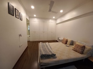 Bedroom in 3 BHK Apartment at Bandra West – for Rent