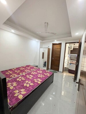 Bedroom in 2 BHK Apartment at Saket – for Rent