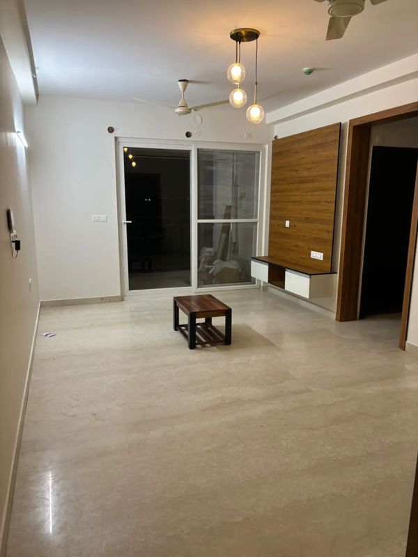 2 BHK Apartment For Rent in Prestige Misty Waters