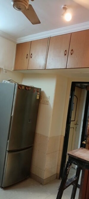 Furnished Amenities in 1 RK Apartment at Vora Estate, Vile Parle East – for Rent