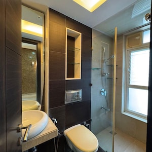 Living Room in 4 BHK Apartment at Raheja Atlantis, Lower Parel West – for Rent