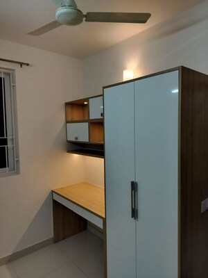 Room in 2.5 BHK Apartment at Brigade Cornerstone Utopia Tranquil Block, Varthur – for Rent