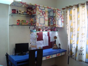 Team Area in 2 BHK Apartment at Sai Miracle, Rahatani – for Rent