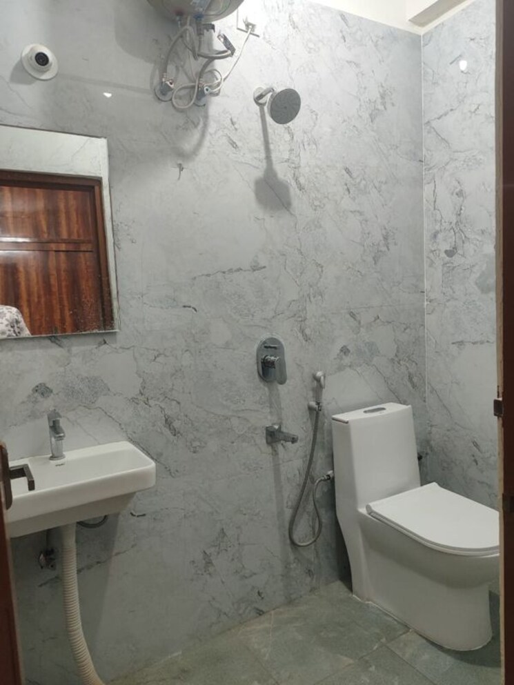 Bathroom, aecs layout 1 Bedroom 550 Sq.Ft. Builder Floor In Aecs Layout Bangalore 9739172