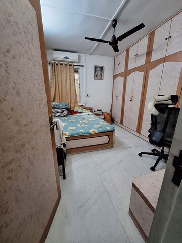 Bedroom in 2 BHK Apartment at Bhumiraj Retreat CHS, Sanpada – for Rent