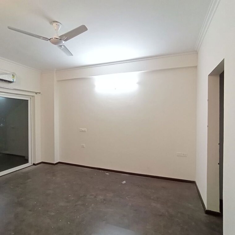 Room, tulip-yellow 3 Bedroom 1704 Sq.Ft. Apartment In Sector 69 Gurgaon 9739325