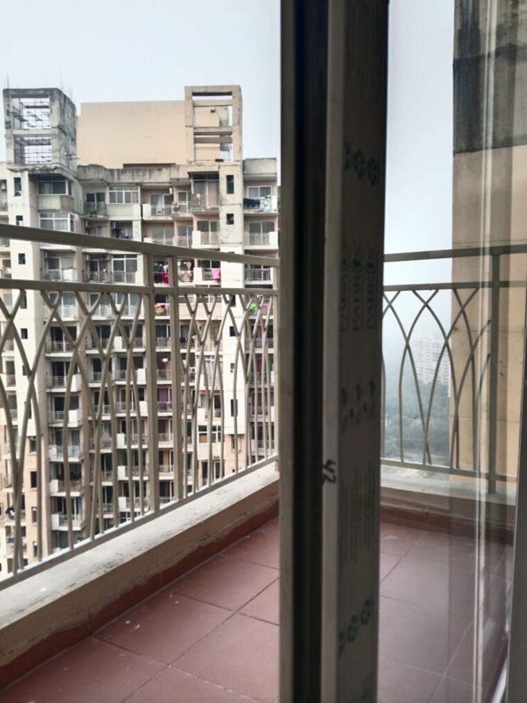 Balcony, mahagun-mywoods-ii 3 Bedroom 1225 Sq.Ft. Apartment In Sector 16c Greater Noida Greater Noida 9739342