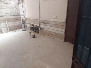 Room in 4 BHK Builder Floor at Asalatpur Village – for Sale