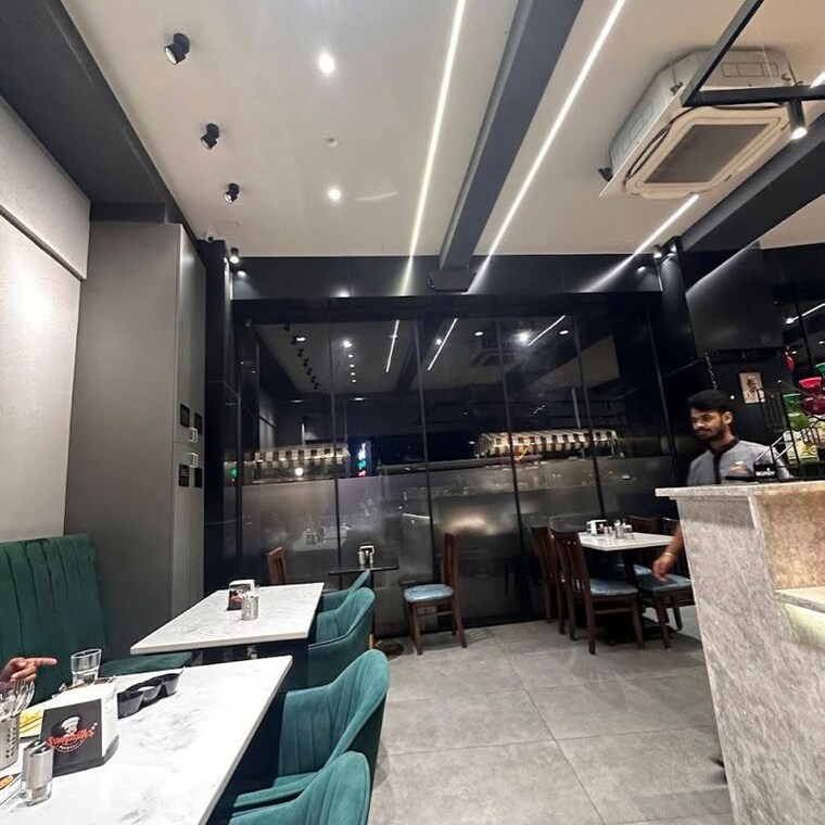 Team Area, fortaleza-chsl Commercial Showroom 1600 Sq.Ft. In Kalyani Nagar Pune 9739471