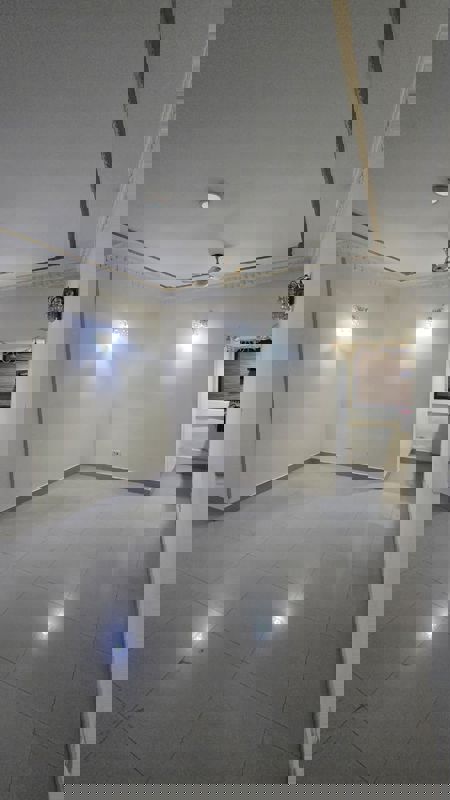 3.5 BHK + Servant Room Apartment For Rent in Gulmohar Garden