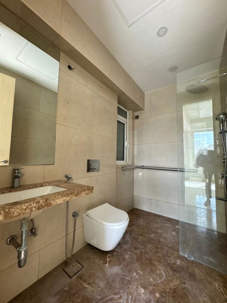 Bathroom, marathon-monte-south 3.5 Bedroom 1250 Sq.Ft. Apartment In Byculla West Mumbai 9739523