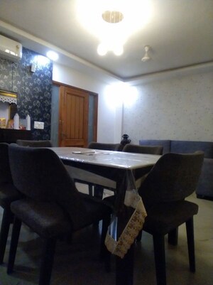 Master Bedroom in 3 BHK Builder Floor at Hong Kong Bazaar, Sector 57 – for Rent