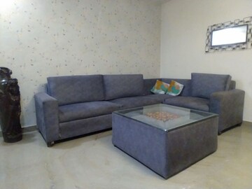 Bedroom in 3 BHK Builder Floor at Hong Kong Bazaar, Sector 57 – for Rent