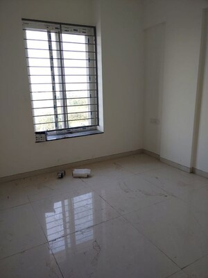 Room in Studio Apartment at Mahalunge – for Sale