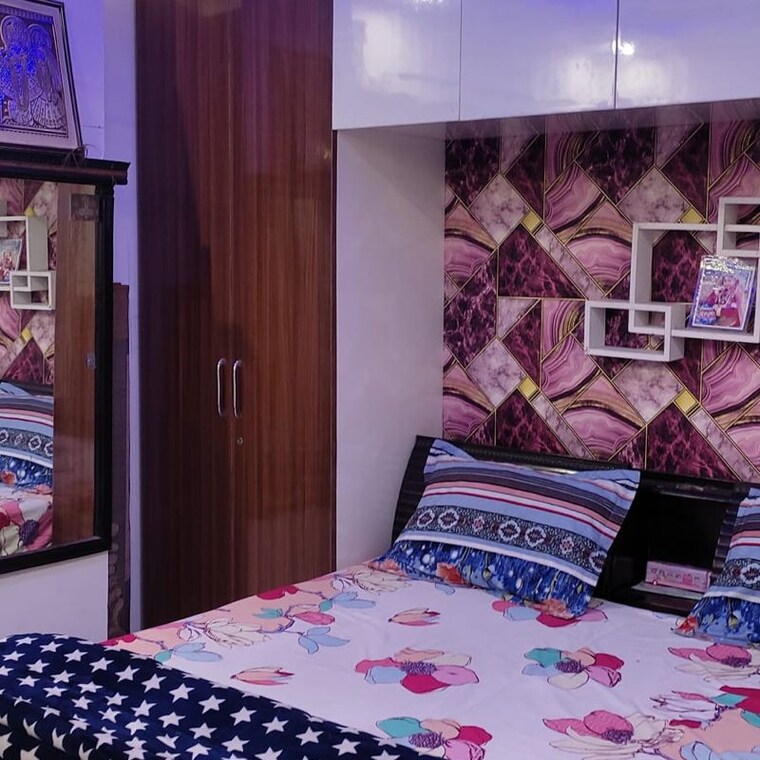 Bedroom, dwarka mor 2 Bedroom 65 Sq.Yd. Builder Floor In Dwarka Mor Delhi 9739558