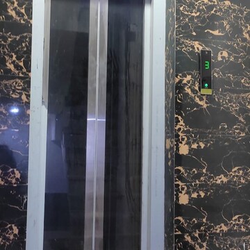 Building Lobby in 2 BHK Builder Floor at Dwarka Mor – for Rent