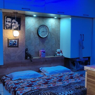 Bedroom in 2 BHK Builder Floor at Dwarka Mor – for Rent
