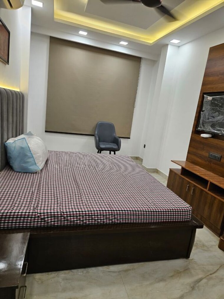 Bedroom, mahagun-mezzaria 3 Bedroom 2500 Sq.Ft. Apartment In Sector 78 Noida 9739624