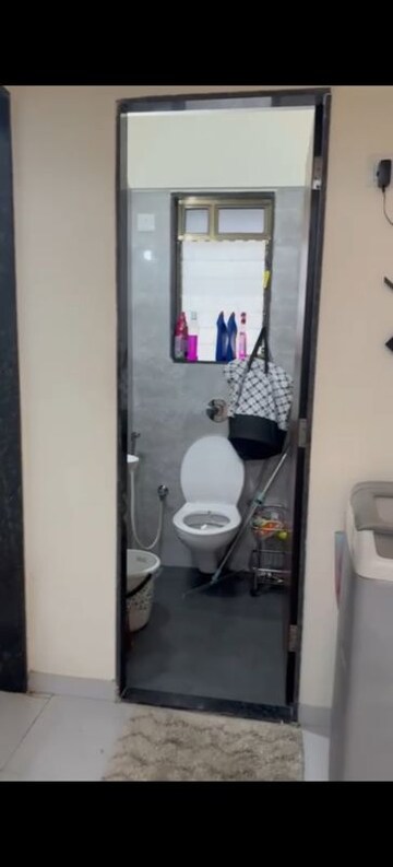 Bathroom in 1 BHK Apartment at DGS Heights, Goregaon East – for Rent