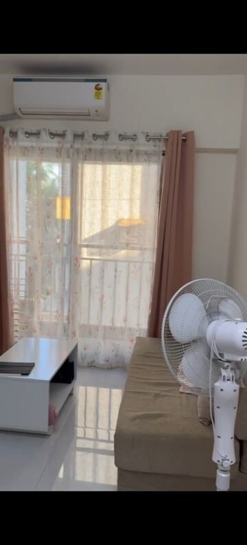 Bathroom in 1 BHK Apartment at DGS Heights, Goregaon East – for Rent