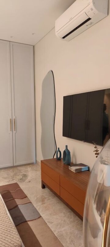 Furnished Amenities in 4 BHK Apartment at Indiabulls Blu, Worli – for Rent