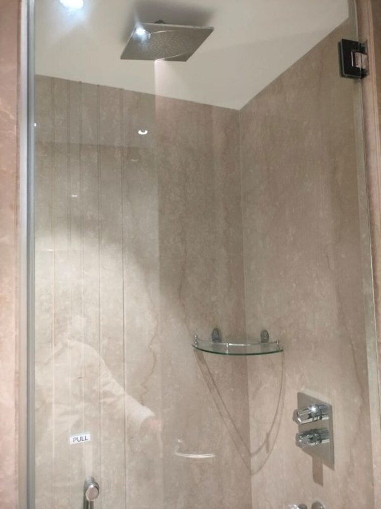 Bathroom, vasant vihar 4 Bedroom 5400 Sq.Ft. Builder Floor In Vasant Vihar Delhi 9739913