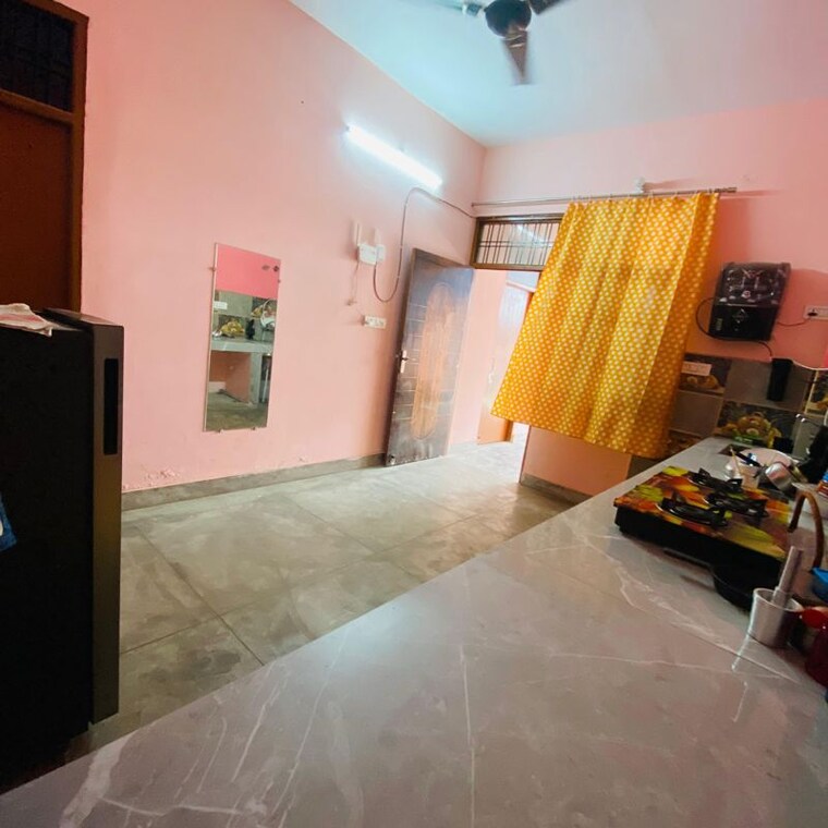 Bedroom, gomti nagar Pg For Girls In Gomti Nagar 9740046