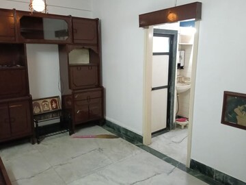 Room in 1 RK Apartment at Ganpati Villa CHS, Uthalsar – for Rent